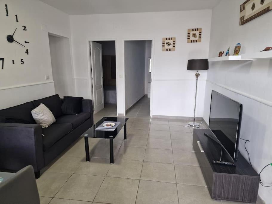 Casa Yei -Apto. A 4 Minutos De La Playa Tías Exterior foto